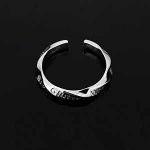 Bague d'ouverture en acier inoxydable, tendance, pour homme et femme, <span class=keywords><strong>couple</strong></span>, anniversaire, mariage, cadeau haut de gamme, design de niche, ne se décolore pas - Product Image 1