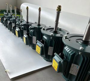 Moteur métallique JULIN 0,18 kW à flux croisé 380 V - Garantie 1 an - Product Image 1