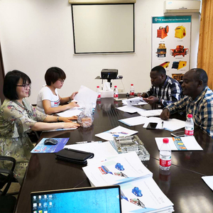 SanMing Raupenprallbrecher mit Sieb, AC-Motor & Lager, hohe Kapazität 100-900 t/h für Bergbau/Steinbruch/Bauwesen - Product Image 5