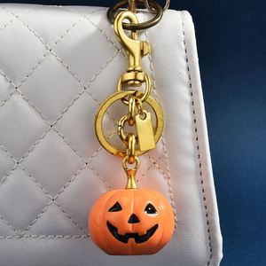 Porte-clés Lanterne d'Halloween Classique Citrouille Sourire Dessin Animé en Métal, Pendentif de Sac - Product Image 2