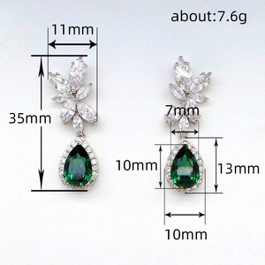 Orecchini Lunghi a Goccia con Zirconi per Donne, Gioielli di Lusso Vintage alla Moda - Product Image 5