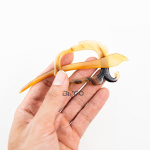 Broche Écologique en Corne de Buffle pour Châle, Écharpe ou Cardigan – Bijou en Corne Naturelle – Vente en Gros - Product Image 4