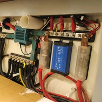 Barre de bus à courant élevé 600A 300V AC / 48V DC 8 voies 3/8\" (M10) goujons Bloc de distribution électrique de câblage avec couvercle