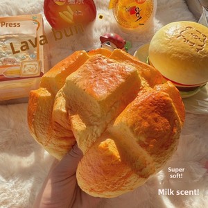 Simulation Food Croissant & Pineapple Bun Soft Squishy Slow Rebound Squeeze Toy-PU Material Stress-Relief Toy - Product Image 2
