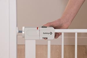 For Securtech Auto Close Wood <b>Gate</b> White 2 Locking Option Home <b>Safety</b> <b>Gates</b> for 6 Months to 2 Years Kids 73-80cm Width - Product Image 5