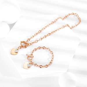 Collar de acero de titanio con microincrustaciones de corazón OT de estilo coreano, colgante de suéter versátil de Temeprament fresco a la moda - Product Image 1