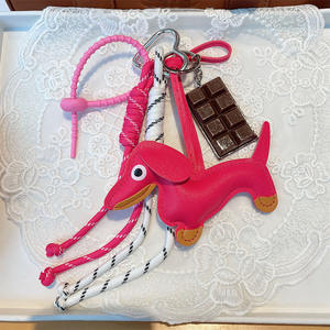 Gran oferta Retro Dachshund cachorro coche llavero bolsa colgante corbata cordón Chocolate trenzado cuerda Accesorios - Product Image 6