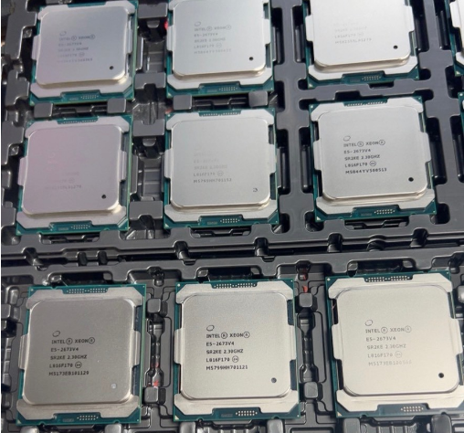 Intel Xeon X5690 Six-Core CPU for Desktops Servers