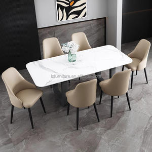 Sillas de Comedor Tapizadas en Cuero Vacuno de Primera Calidad o Sintético, con Patas Doradas de Latón, Personalizadas, con Detalles Acolchados - Product Image 4