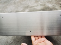 Nouvelle machine à brosser la tôle plate MUGOLD avec moteur de 2,25 kW pour le polissage finition satinée de l'acier inoxydable
