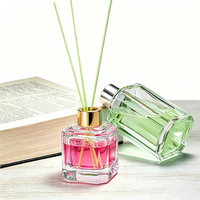 Décoration d'intérieur, diffuseurs d'aromathérapie carrés avec bouchon doré, 100 ml, 180 ml, flacon en verre, diffuseur de parfum à bâtonnets