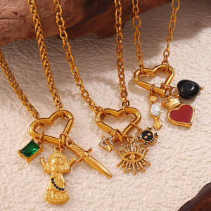 Collier personnalisé <span class=keywords><strong>Pandora</strong></span> avec <span class=keywords><strong>pendentif</strong></span> cœur, chaîne plaquée or 18 carats avec cœur et émail interchangeables, idéal pour diverses occasions et cadeaux - Product Image 3