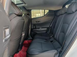 <span class=keywords><strong>Toyota</strong></span> <span class=keywords><strong>C</strong></span>-<span class=keywords><strong>HR</strong></span> 2023 Edición Comfort 2.0L - Product Image 5