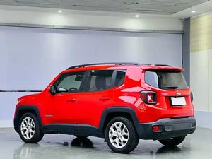 <span class=keywords><strong>Jeep</strong></span> <span class=keywords><strong>Renegade</strong></span> SUV Automático Usado 2017 2018 <span class=keywords><strong>2019</strong></span> con Personalización Interior - Product Image 5