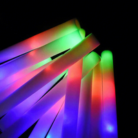 Bâtons lumineux en mousse pour fêtes, baguettes lumineuses pour mariages, anniversaires, concerts, Halloween, décorations de Noël