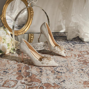 Chaussures de demoiselle d'honneur pour robe de mariée, chaussures de demoiselle d'honneur à talons hauts en cristal français, chaussures élégantes pour femmes - Product Image 4