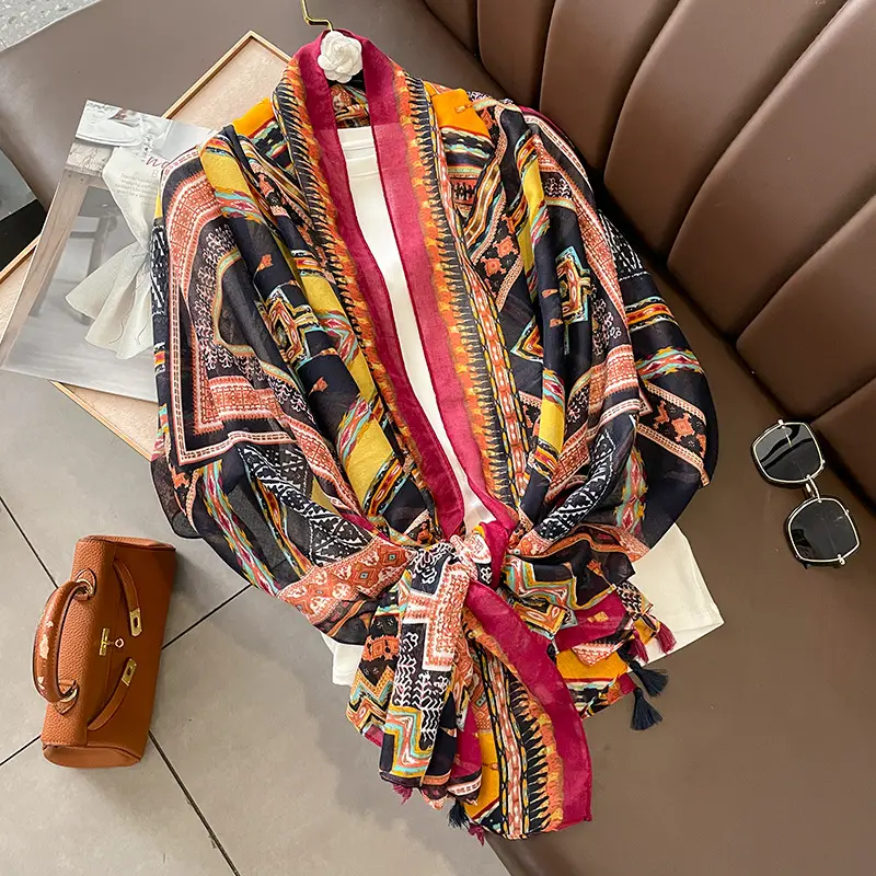 Wholesale New Design 100% Cotton Oversize Long scarves paisley pattern180*90cm Scarf for women ethnic Beach tassel shawl