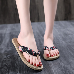 2022 Tùy Chỉnh Mùa Hè Thiết Kế In Giá Rẻ Moq Thấp Cô Gái Tốt Bãi Biển <span class=keywords><strong>Flip</strong></span> Flops Cho Phụ Nữ Dép Đi Trong Nhà - Product Image 3