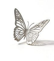 Imprimante 3D métallique de bureau GLB-120M capable de produire des objets culturels et créatifs tels que des broches en métal en forme de papillon