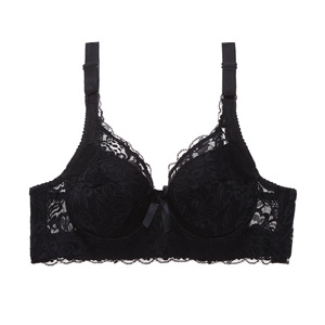 Sous-vêtements en dentelle transparente pour femmes avec panneaux transparents et détails floraux pour une tenue de soirée attrayante - Product Image 1