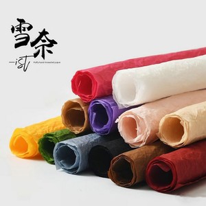 Carta Crespa Ecologica Riciclabile Impermeabile SnowNai per Fioristi, 56x56 <span class=keywords><strong>cm</strong></span>, Resistente all'Umidità, Morbida e Fatta a Mano - Product Image 2