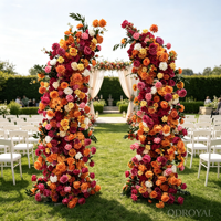 Arche de mariage en soie de haute qualité avec roses artificielles, verdure et fleurs blanches pour décorations de mariage en gros