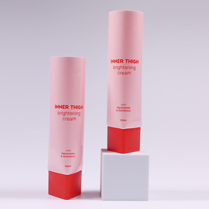 Manguera de forma triangular rosa, tubo cosmético de plástico, tubo de crema de plástico - Product Image 1