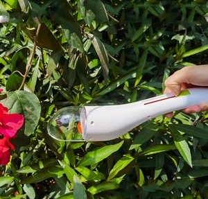 Attrape-insectes <span class=keywords><strong>transparent</strong></span> portable pour jouets d'intérieur et d'extérieur pour enfants, observateur d'insectes de type poussoir pour l'exploration extérieure - Product Image 1