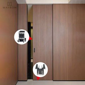 ประตูบานเลื่อนแบบซ่อนในผนัง โครงอะลูมิเนียม ดีไซน์บางเฉียบ พร้อมแผงไม้บานเลื่อนแบบพับได้ - Product Image 2