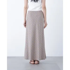 Falda Maxi Casual Elegante a Cuadros de Cintura Alta y Corte en A, Falda Larga de Verano Personalizada para Mujer - Product Image 3