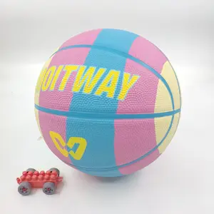 Basket-ball taille 5, bon prix, usine chinoise, imprimé personnalisé, de haute qualité, bon marché