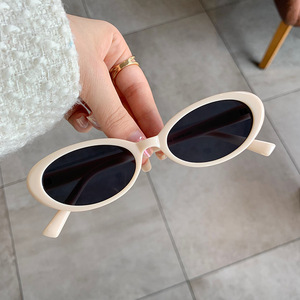 Oro Beige arancio chiaro blu trasparente bianco alla moda unghie di riso <span class=keywords><strong>occhiali</strong></span> <span class=keywords><strong>da</strong></span> <span class=keywords><strong>sole</strong></span> ovali UV400 <span class=keywords><strong>lenti</strong></span> polarizzate Vintage alla moda - Product Image 3
