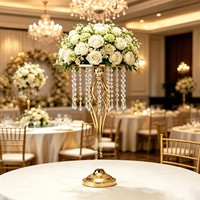 Support de bougie en fer forgé électroplaqué, style européen doré, trépied à fleurs, décoration de table de mariage, centre de table