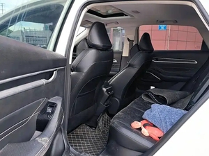 Venta al por Mayor Emgrand 2022 Versión Básica 1.5L Transmisión Automática Emisión Euro VI Volante a la Izquierda Asientos de Cuero - Product Image 4