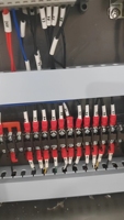 Machine de remplissage automatique de liquides, sauces, aliments et pâtes épaisses avec pompe à lobes rotative