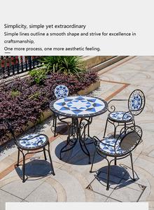 Conjunto de <span class=keywords><strong>mesa</strong></span> <span class=keywords><strong>y</strong></span> silla de estilo europeo para exteriores, conjunto de tres piezas para patio, balcón <span class=keywords><strong>y</strong></span> <span class=keywords><strong>terraza</strong></span> - Product Image 3