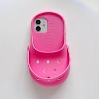 Coque de téléphone style sabot pour iPhone 17 Pro, prête à être expédiée, livraison rapide, design créatif et mignon anti-chute, éléments de style pantoufle.