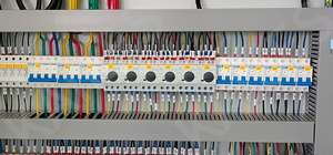 KLS (KAILES) Kontrol Kabini Serisi 150A 480Y/277V 3PH SCCR 10KAIC Üst Düzey PLC Akıllı Elektrik Kontrol Kabini UL508A - Product Image 5