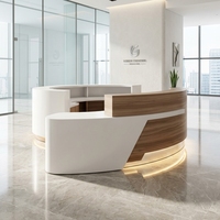Bureau de réception moderne incurvé en surface solide et en bois avec éclairage LED, toutes tailles, pour hôtel, bureau, hôpital