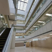 Façade murale courbée moderne en aluminium, panneau de mur vitré unitaire pour projets de construction extérieurs