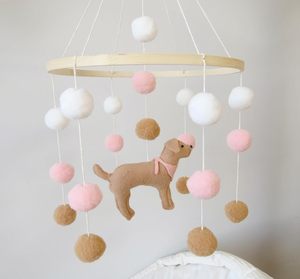 Móvil de Cuna de Animales del Bosque de Fieltro Hecho a Mano Personalizado, Móvil de Guardería de Cachorro Rosa de Fieltro de Color Suave de Primera Calidad, Género Neutro - Product Image 2