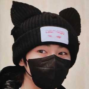 KPOP Chapeaux tricotés avec oreilles de lapin <span class=keywords><strong>MANIAC</strong></span> World Tour pour enfants errants Han Felix Bangchan Casquettes en laine chaudes Fans Fête d'anniversaire Cadeau de voyage - Product Image 4