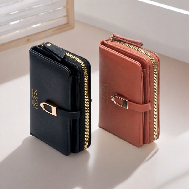Short Wallet with Metal Buckle Multi-Functional Card & Cash Storage Bag