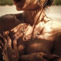 Bijoux de plage imperméables non ternis Boho femmes accessoire été CZ diamant collier initial surfeur fille collier à breloques