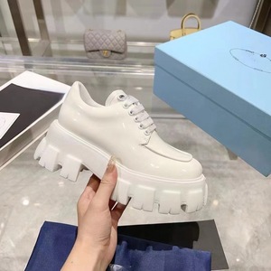 Zapatos de Moda 2026 con Logotipo de Diseñador, Zapatos para Caminar con Entresuela de Gel, Suela de EVA, Parte Superior de PU, Forro de Cuero Genuino de Alta Calidad para Mujer - Product Image 3