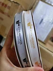 Bóng Phải Đối Mặt Với Lụa <span class=keywords><strong>Polyester</strong></span> Gói Bow <span class=keywords><strong>Ribbon</strong></span> Tùy Chỉnh In <span class=keywords><strong>Satin</strong></span> <span class=keywords><strong>Ribbon</strong></span> Với Logo Cho Hộp Quà Tặng Hoa Bao Bì - Product Image 5