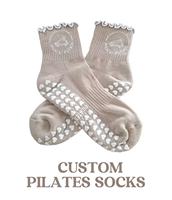 Nouvelles chaussettes de sport en coton antidérapantes personnalisées pour femmes, idéales pour le Pilates et le yoga, avec logo, pour le fitness et la pratique sur le sol