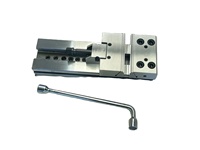 Centre d'usinage CNC Fraiseuse Combinaison de précision Étau plat