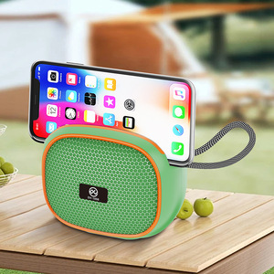 Mini-enceinte personnalisée 5.3 avec fente pour carte, design compact et portable, pour usage domestique et extérieur, 5 heures d'autonomie, avec support. - Product Image 1