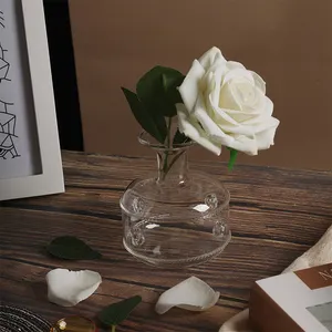 Prix bon marché vase à fleurs en cristal de verre à col mince et épaules droites en borosilicate